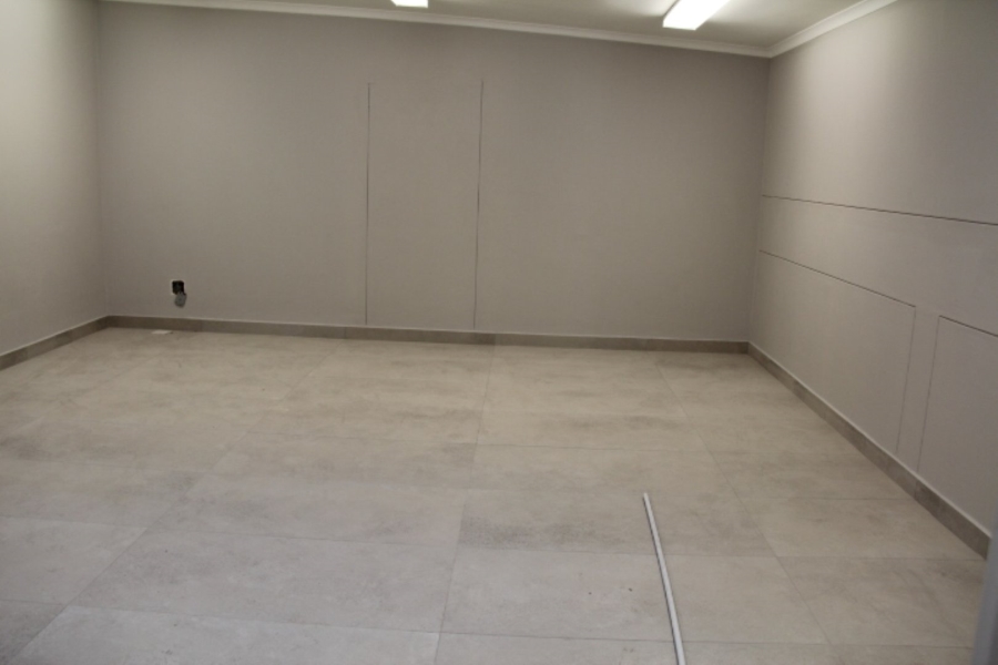 To Let Commercial Property for Rent in Dormehls Drift Western Cape